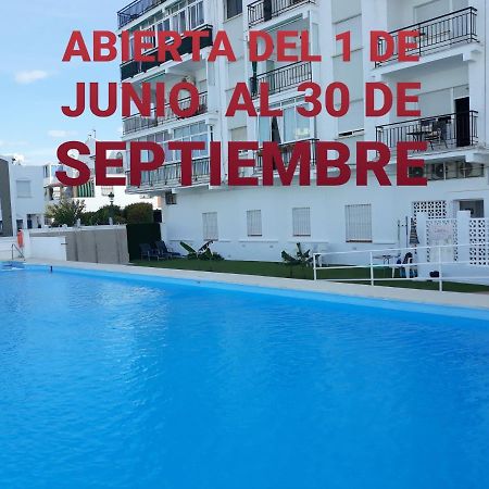 Apartamentos Tursol Nerja Esterno foto