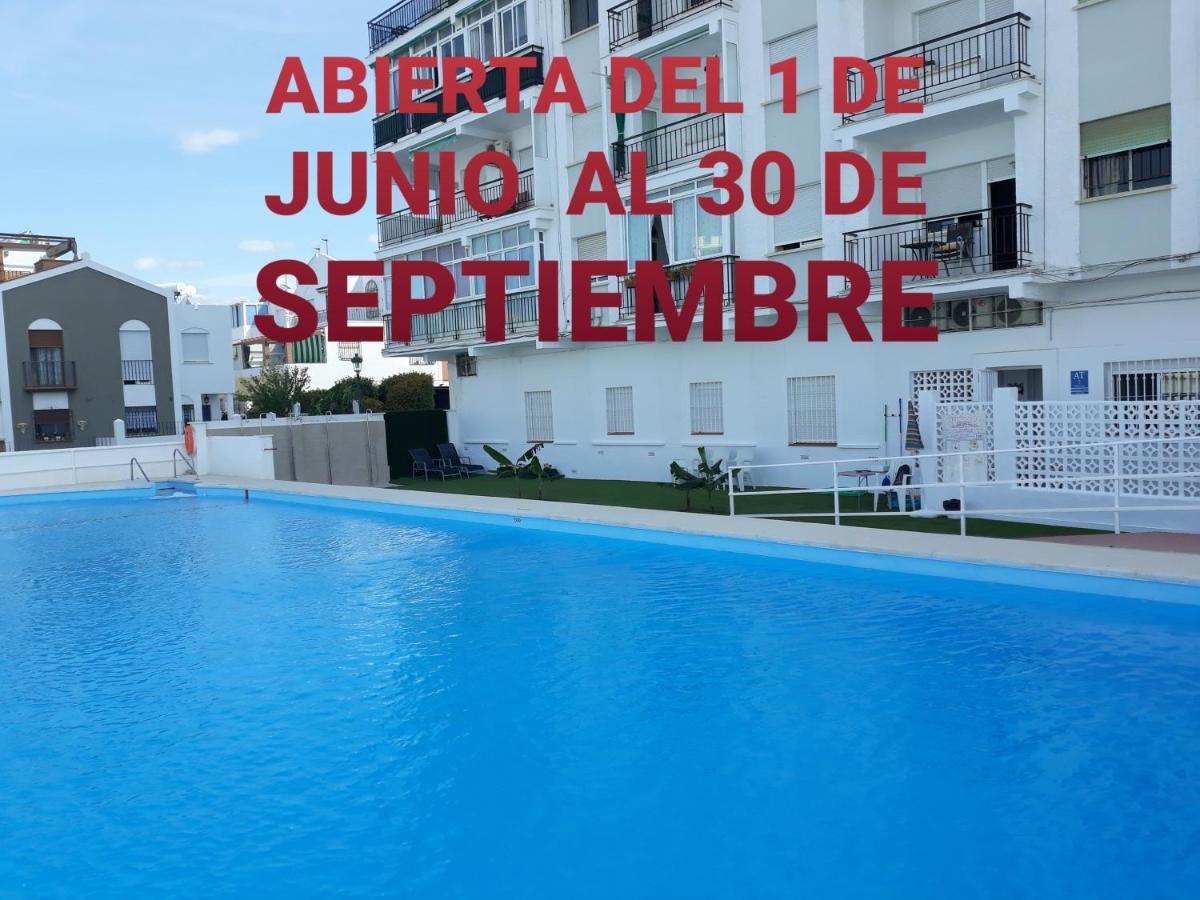 Apartamentos Tursol Nerja Esterno foto